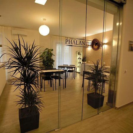 Phalanthos Taranto Bed & Breakfast Exterior photo