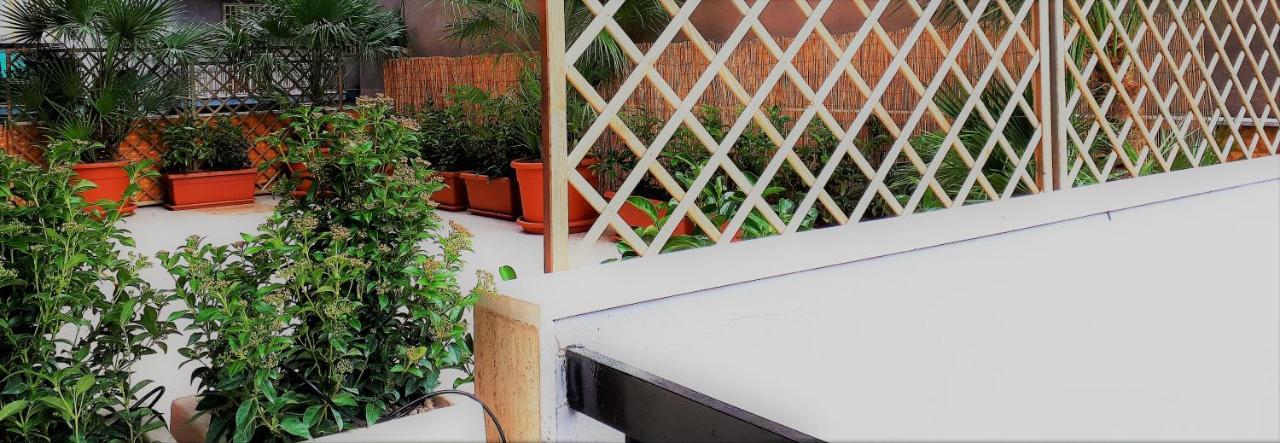 Phalanthos Taranto Bed & Breakfast Exterior photo