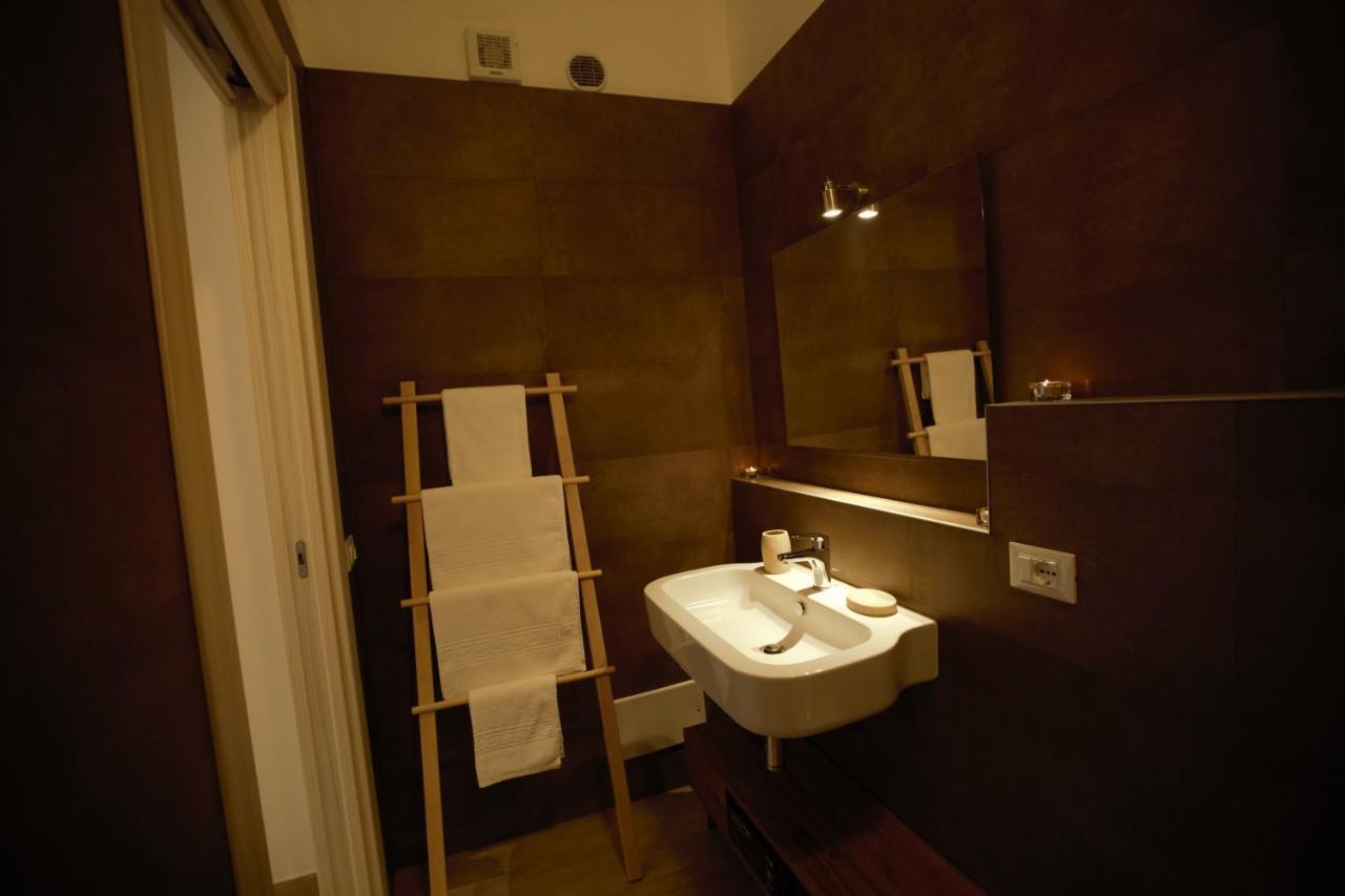 Phalanthos Taranto Bed & Breakfast Exterior photo
